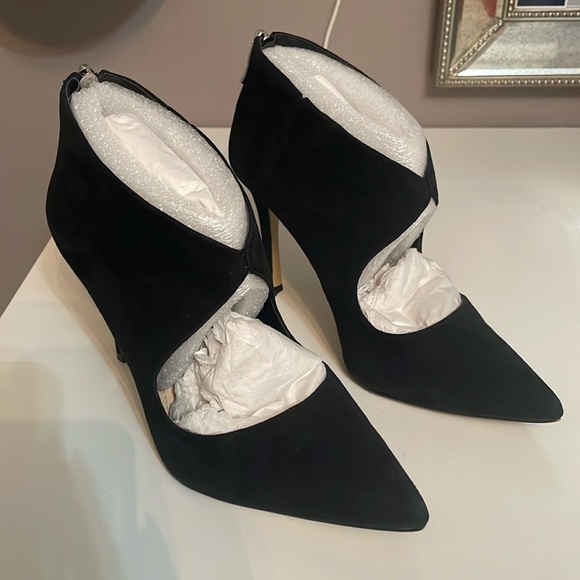 BCBGeneration Pailie Heels - Picture 1 of 6